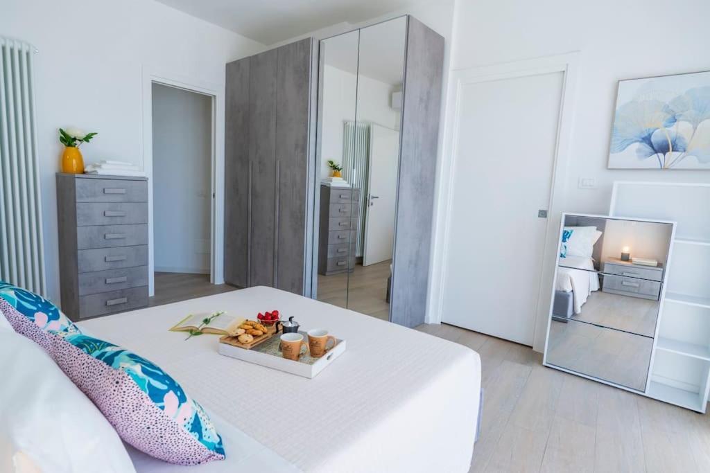Rossini Home Pesaro Vicino Al Teatro Rossini By Yohome Eksteriør billede